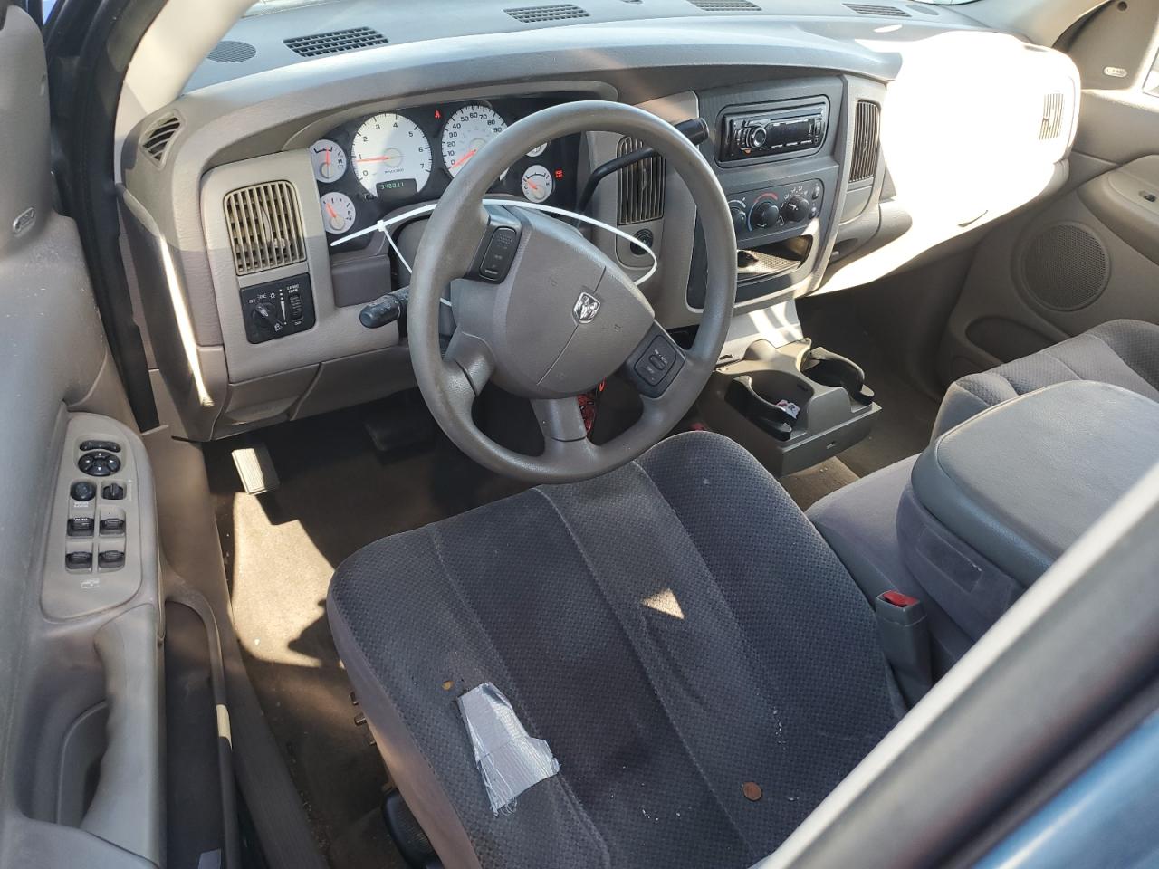 2004 Dodge RAM - Image 8