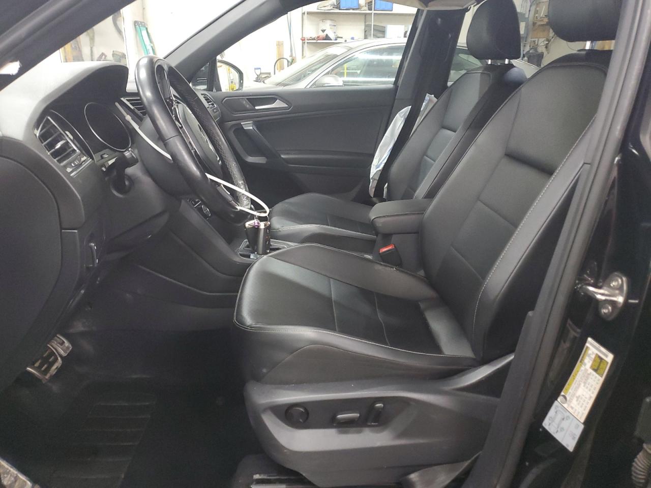 2021 Volkswagen Tiguan - Image 7