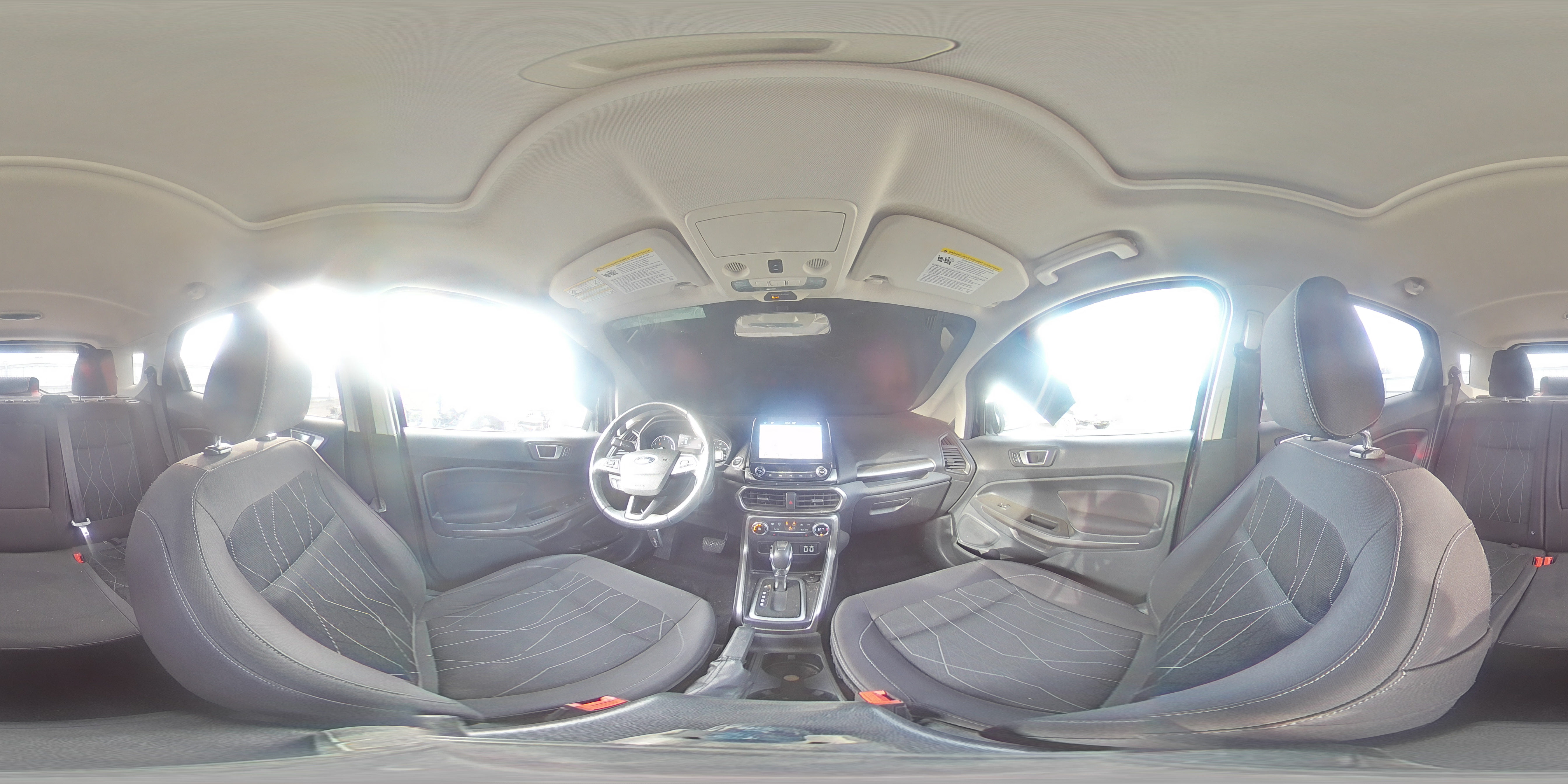 2018 Ford EcoSport - Image 12