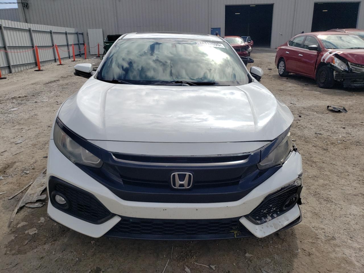 2017 Honda Civic - Image 5