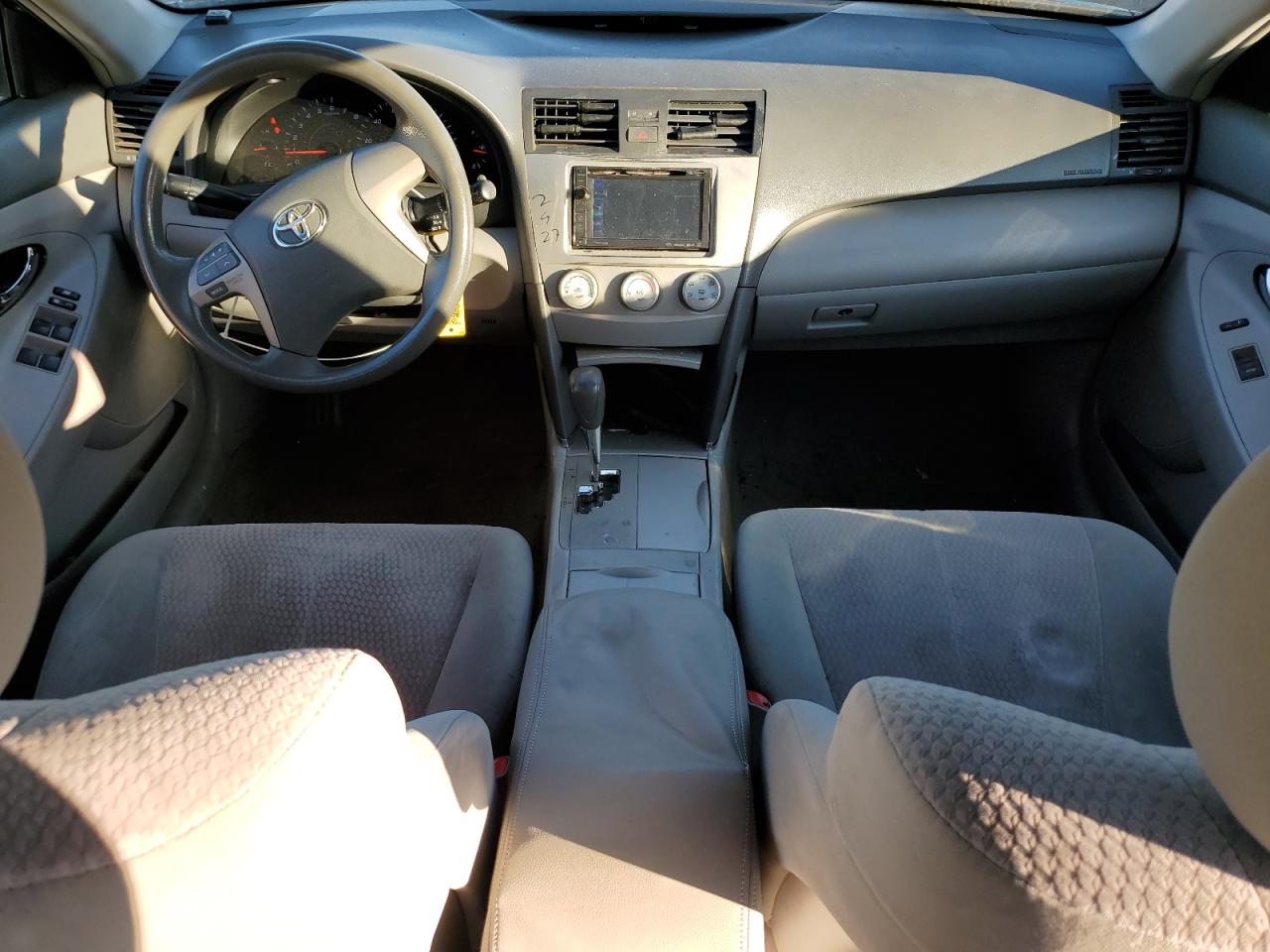 2011 Toyota Camry - Image 8