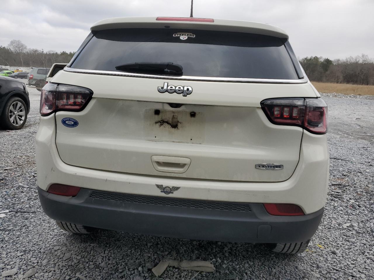 2018 Jeep Compass - Image 6