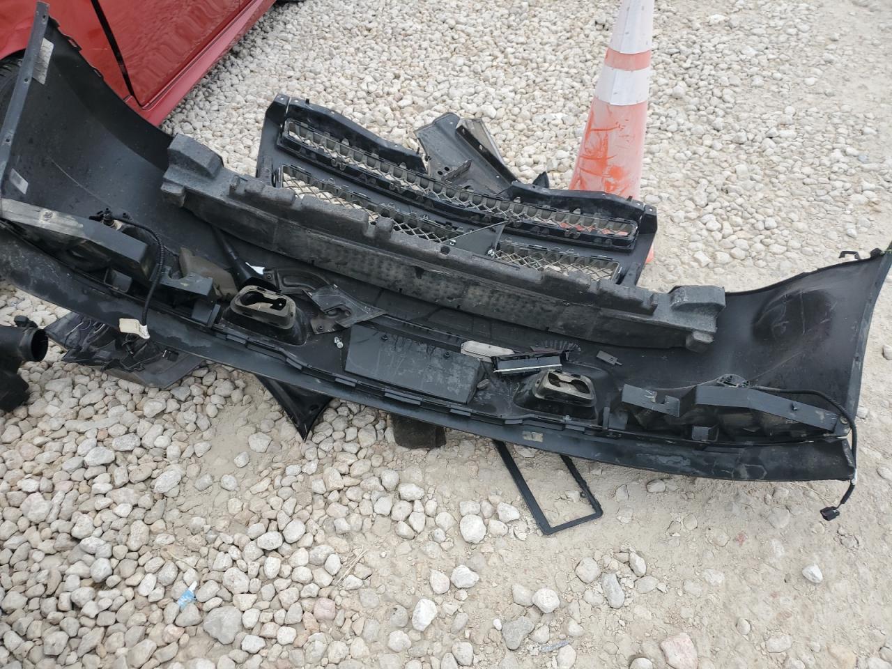 2011 Chevrolet Suburban - Image 13