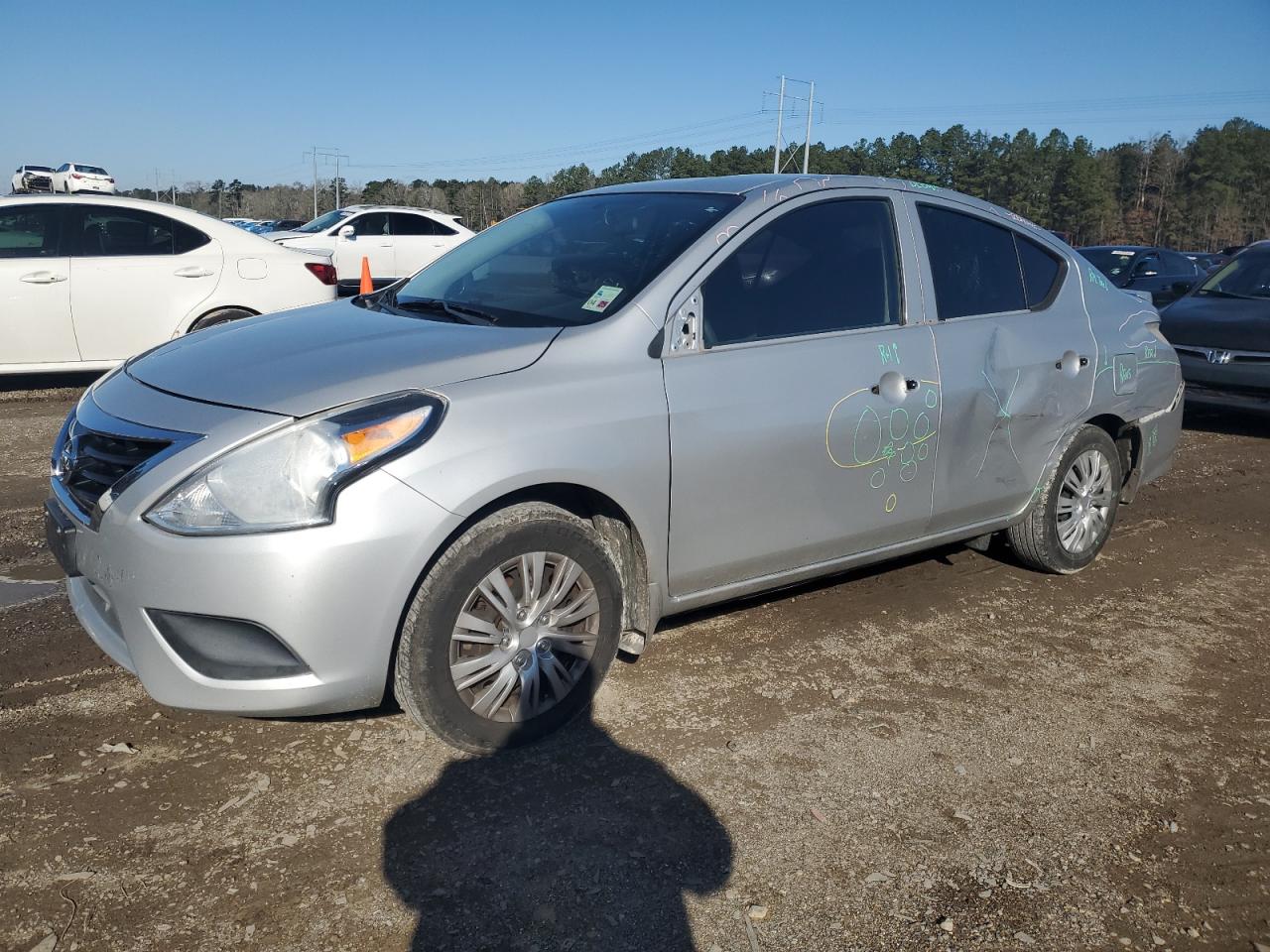 2015 Nissan Versa - Image 1