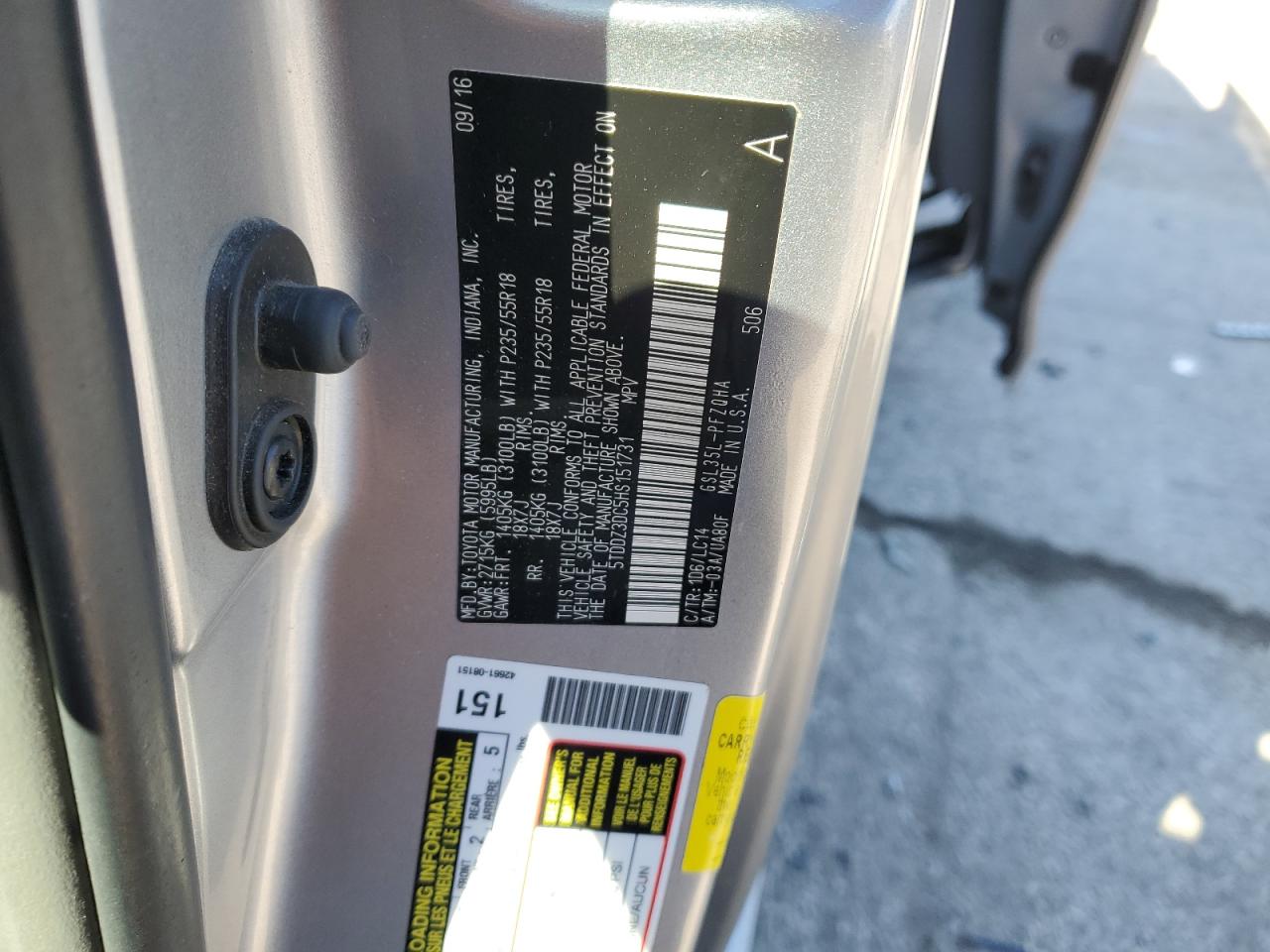 2017 Toyota Sienna - Image 14