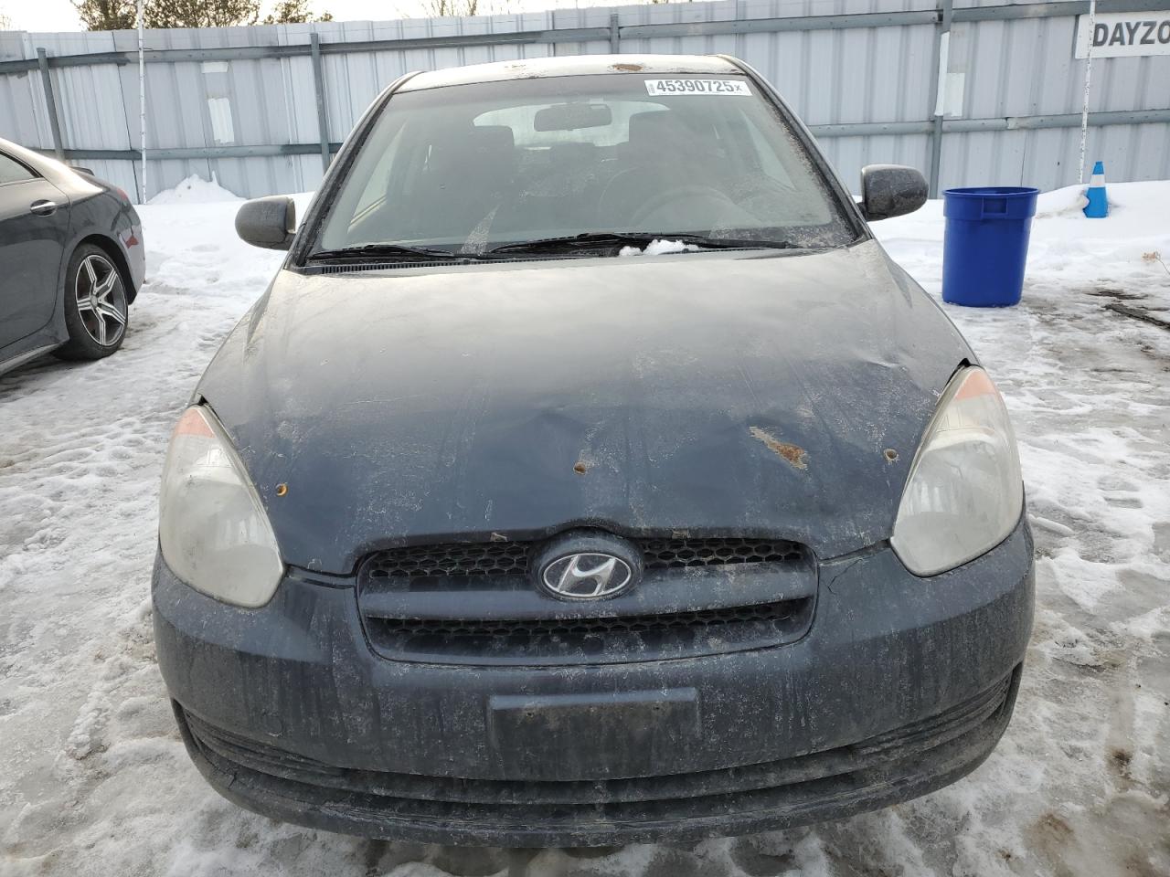 2011 Hyundai Accent - Image 5