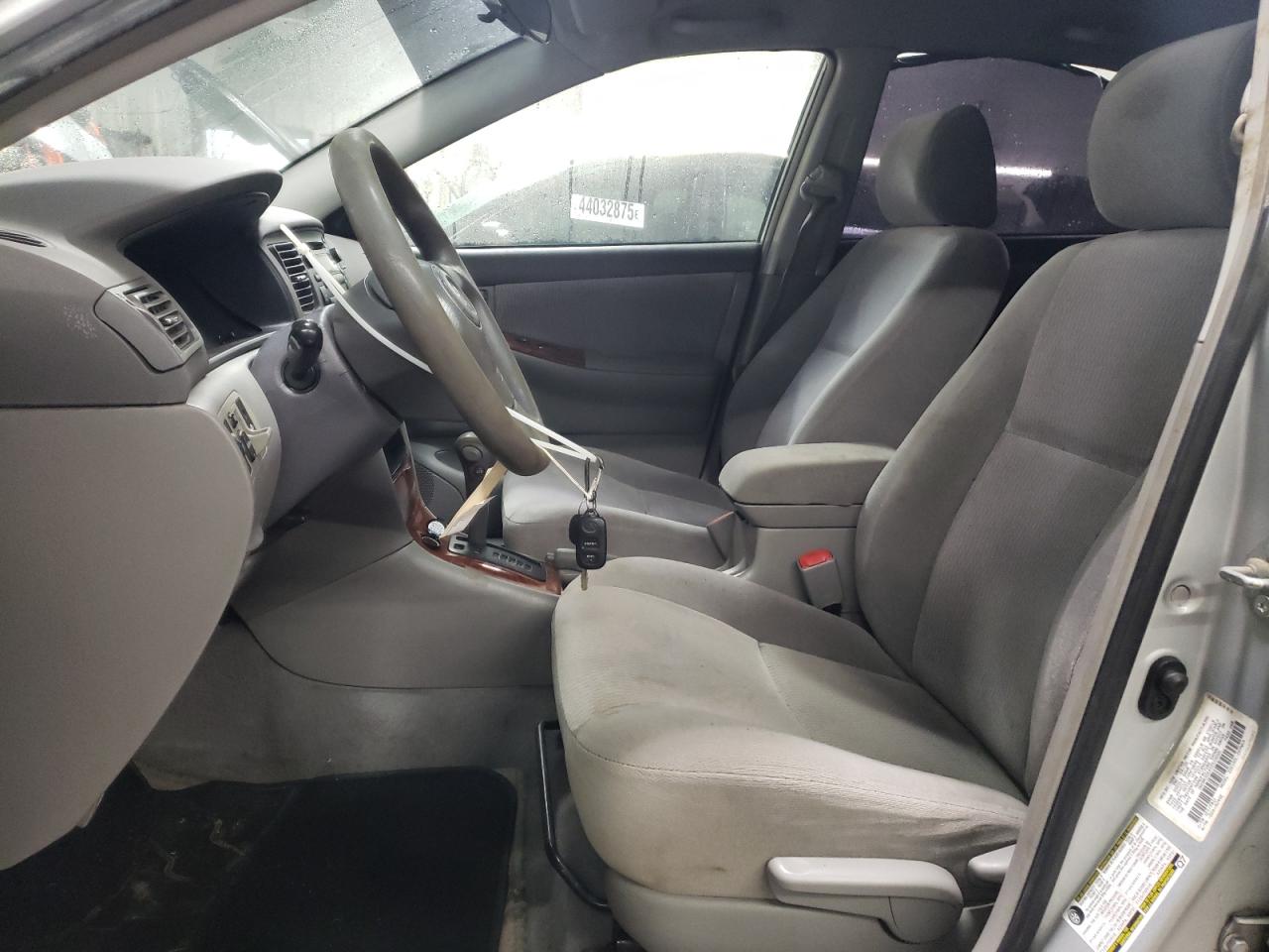 2005 Toyota Corolla - Image 7
