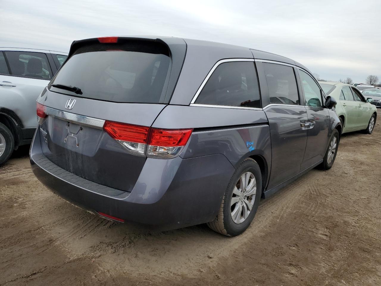 2015 Honda Odyssey - Image 3