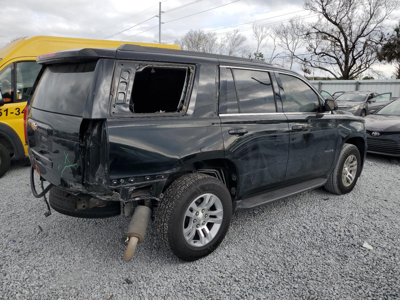 2019 Chevrolet Tahoe - Image 3