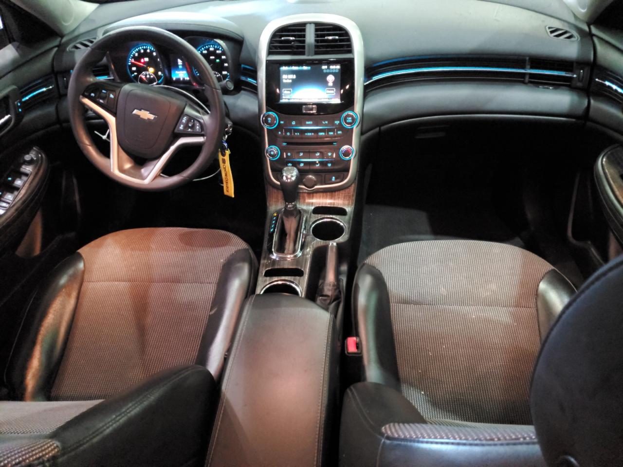 2016 Chevrolet Malibu - Image 8