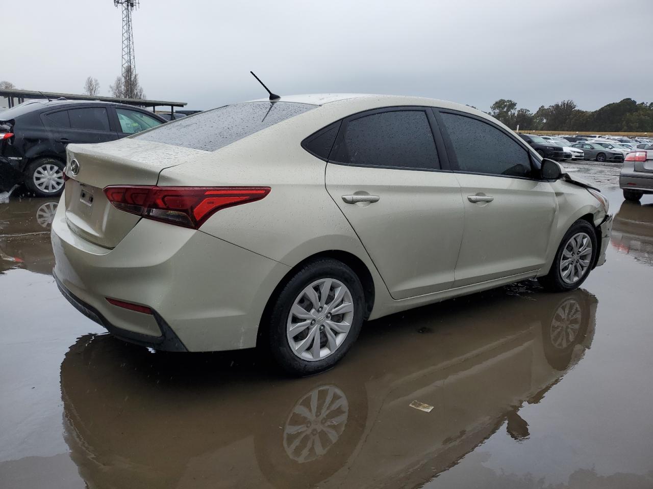2020 Hyundai Accent - Image 3