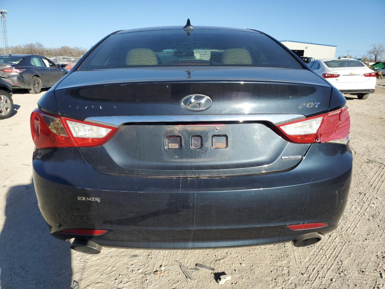 2011 Hyundai Sonata - Image 6