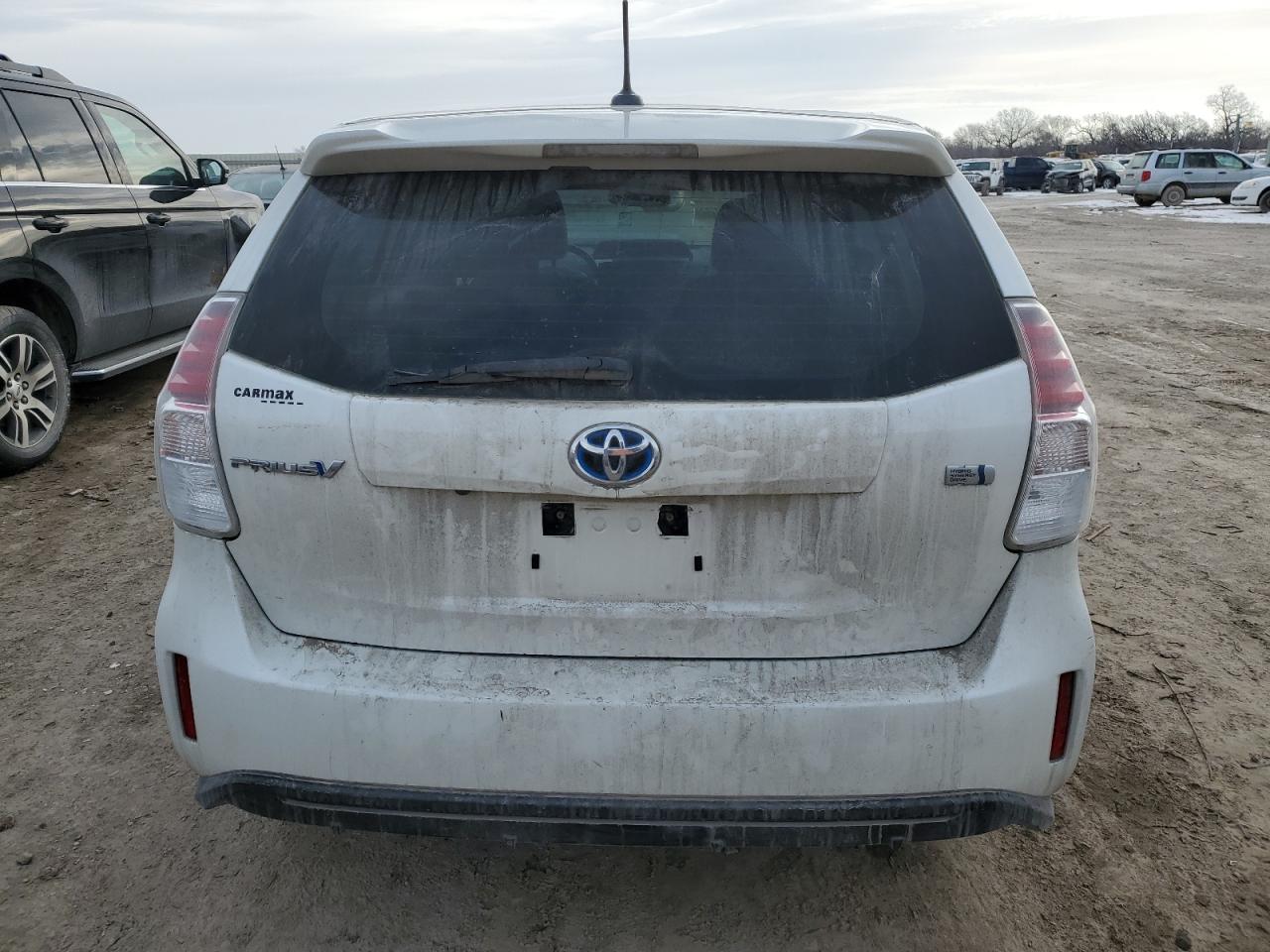 2016 Toyota Prius - Image 6
