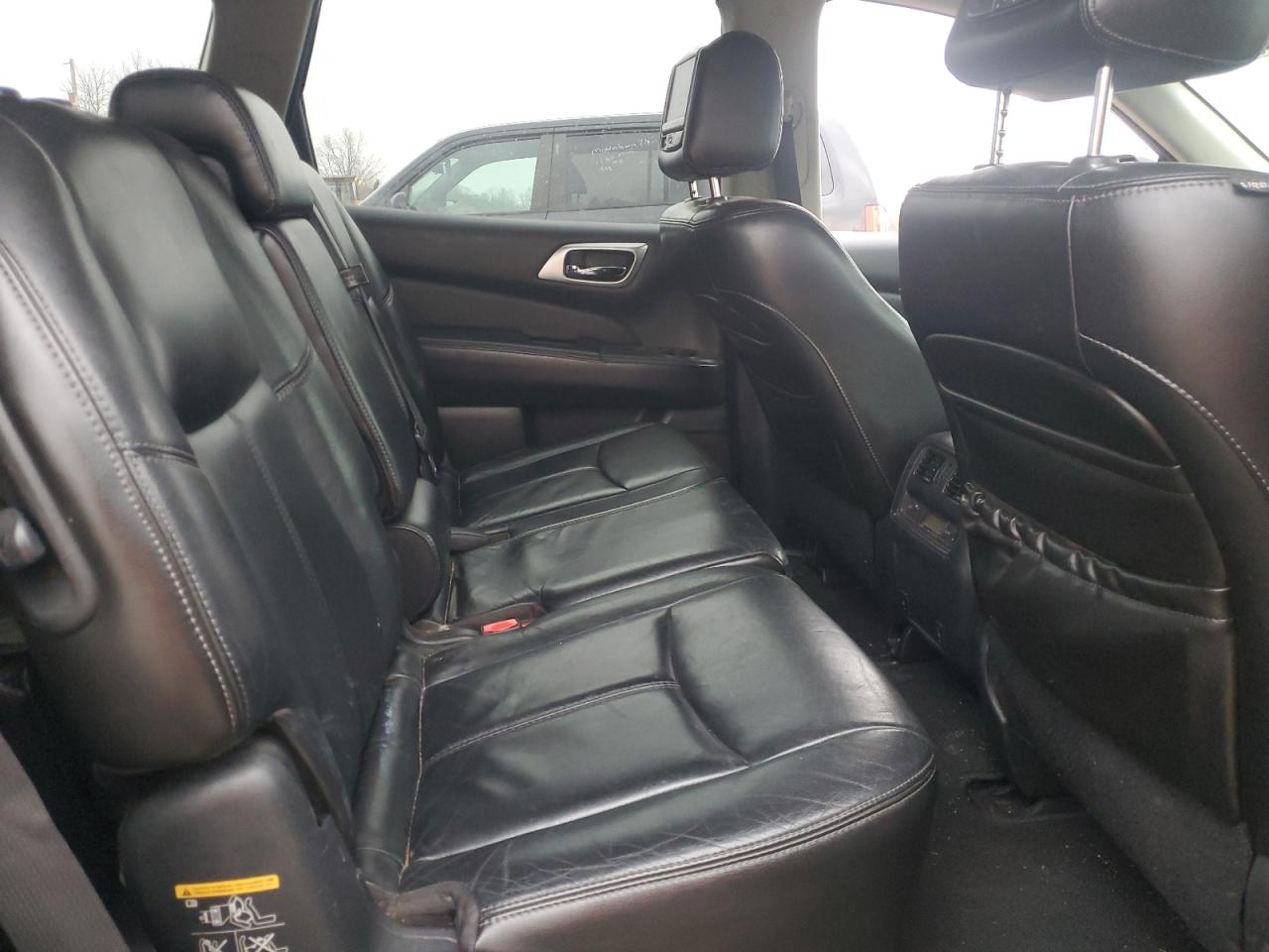 2013 Nissan Pathfinder - Image 11