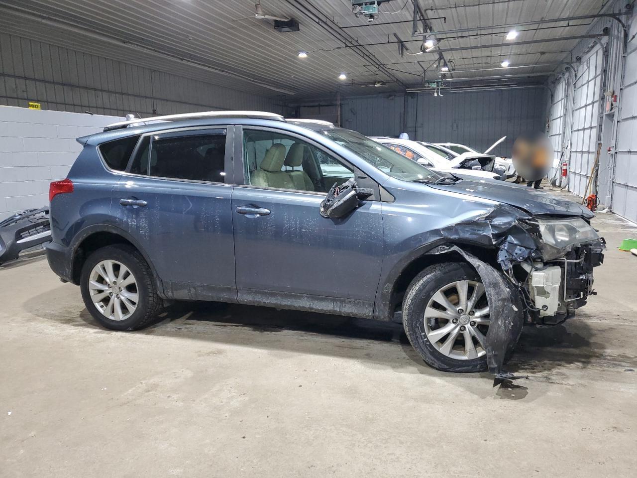 2013 Toyota RAV 4 - Image 4