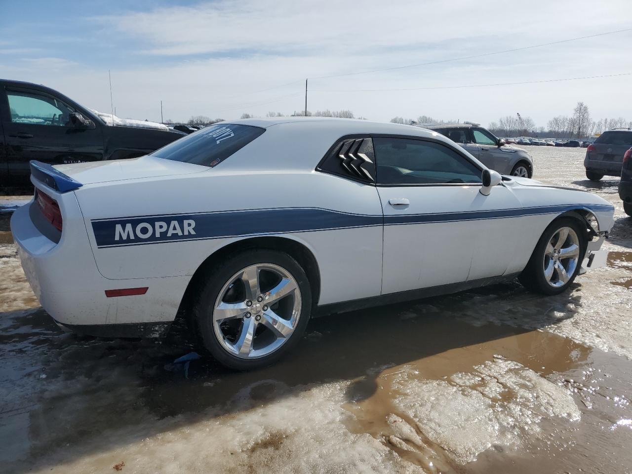 2011 Dodge Challenger - Image 3