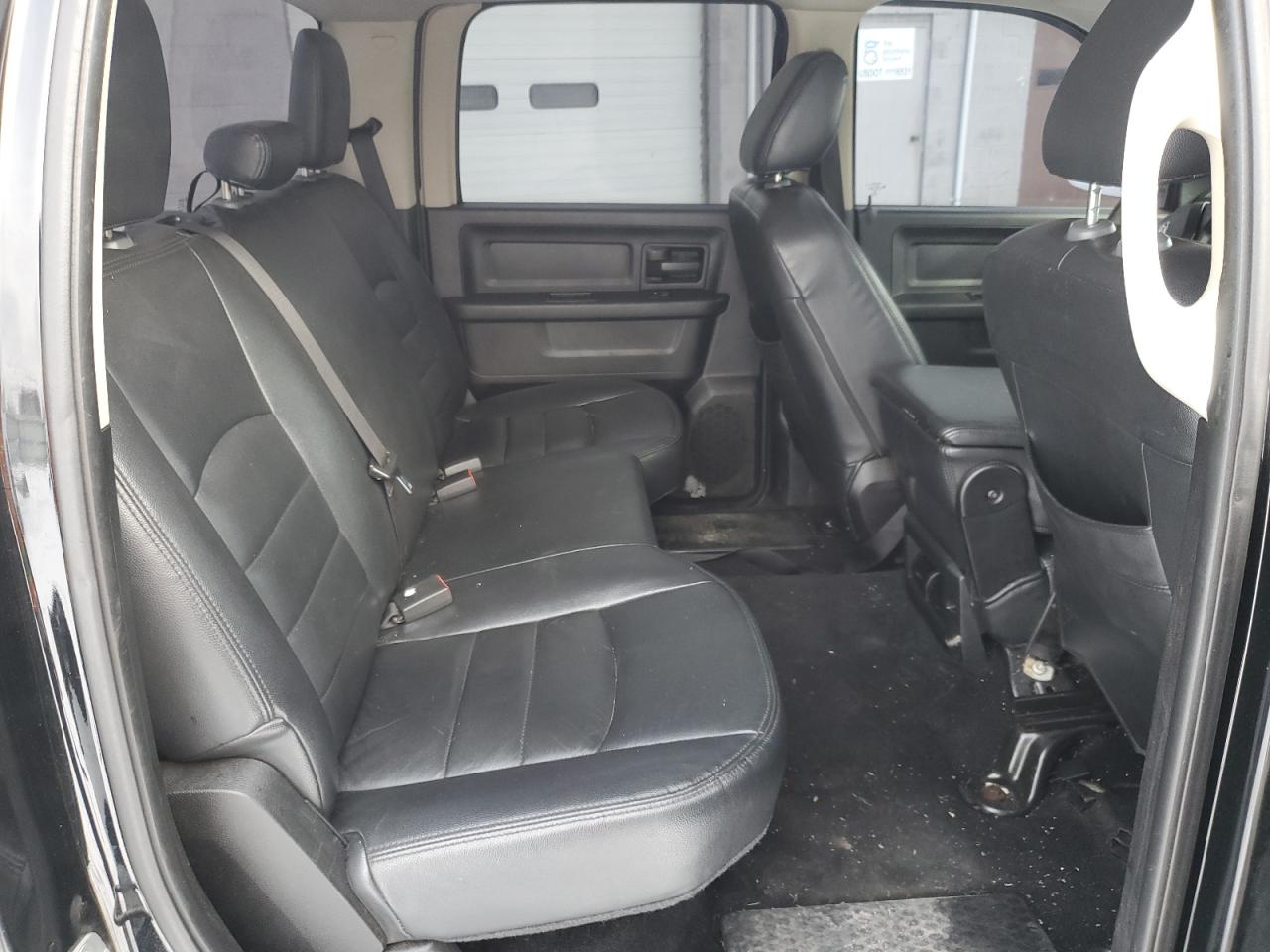 2014 RAM 1500 - Image 10