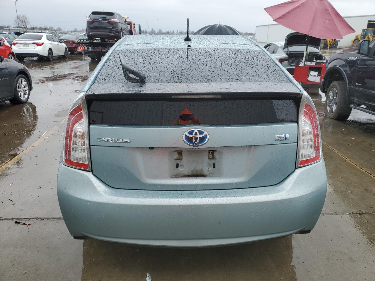 2012 Toyota Prius - Image 6