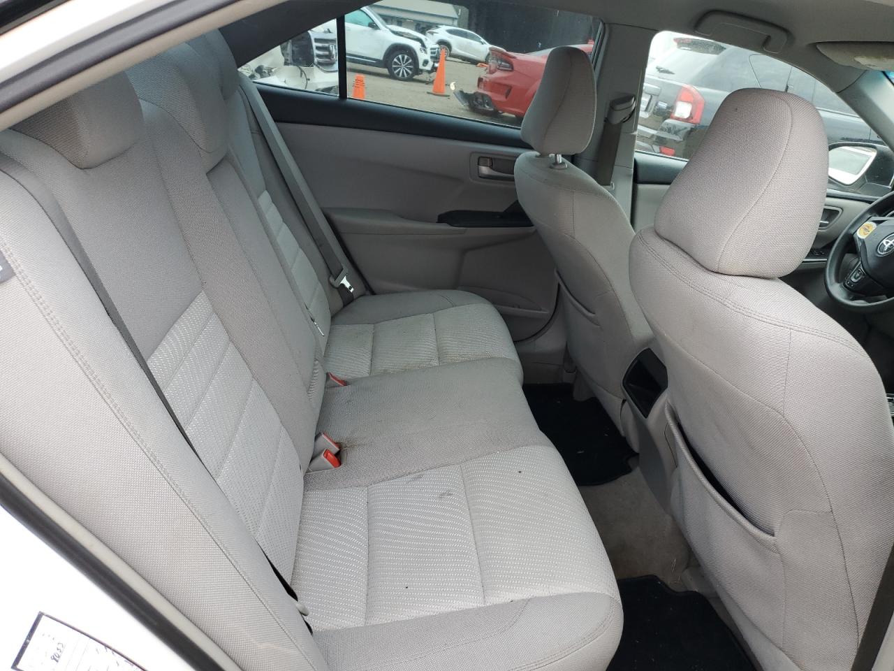 2016 Toyota Camry - Image 11