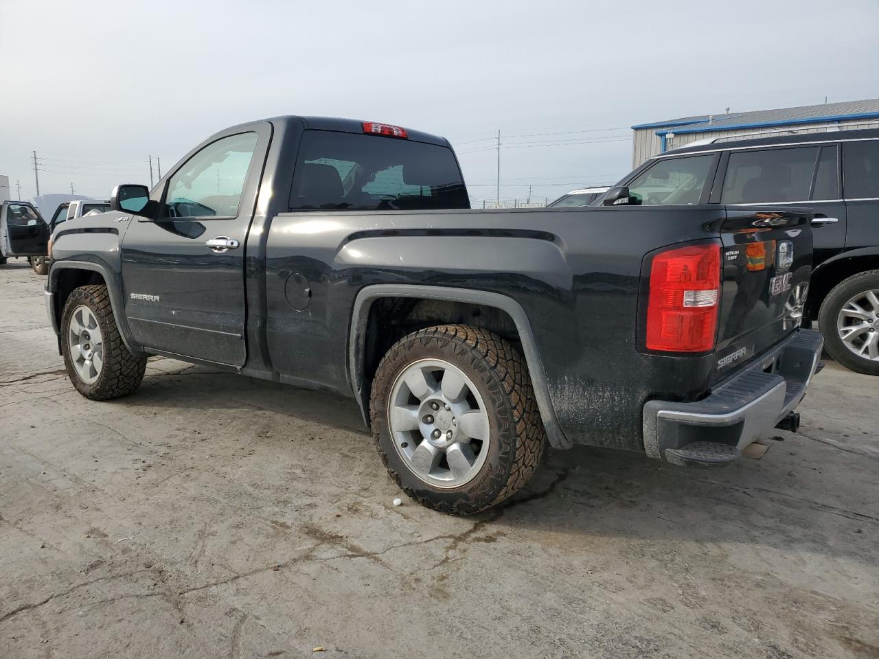 2014 GMC Sierra - Image 2