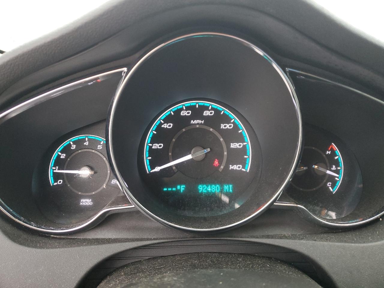 2011 Chevrolet Malibu - Image 9