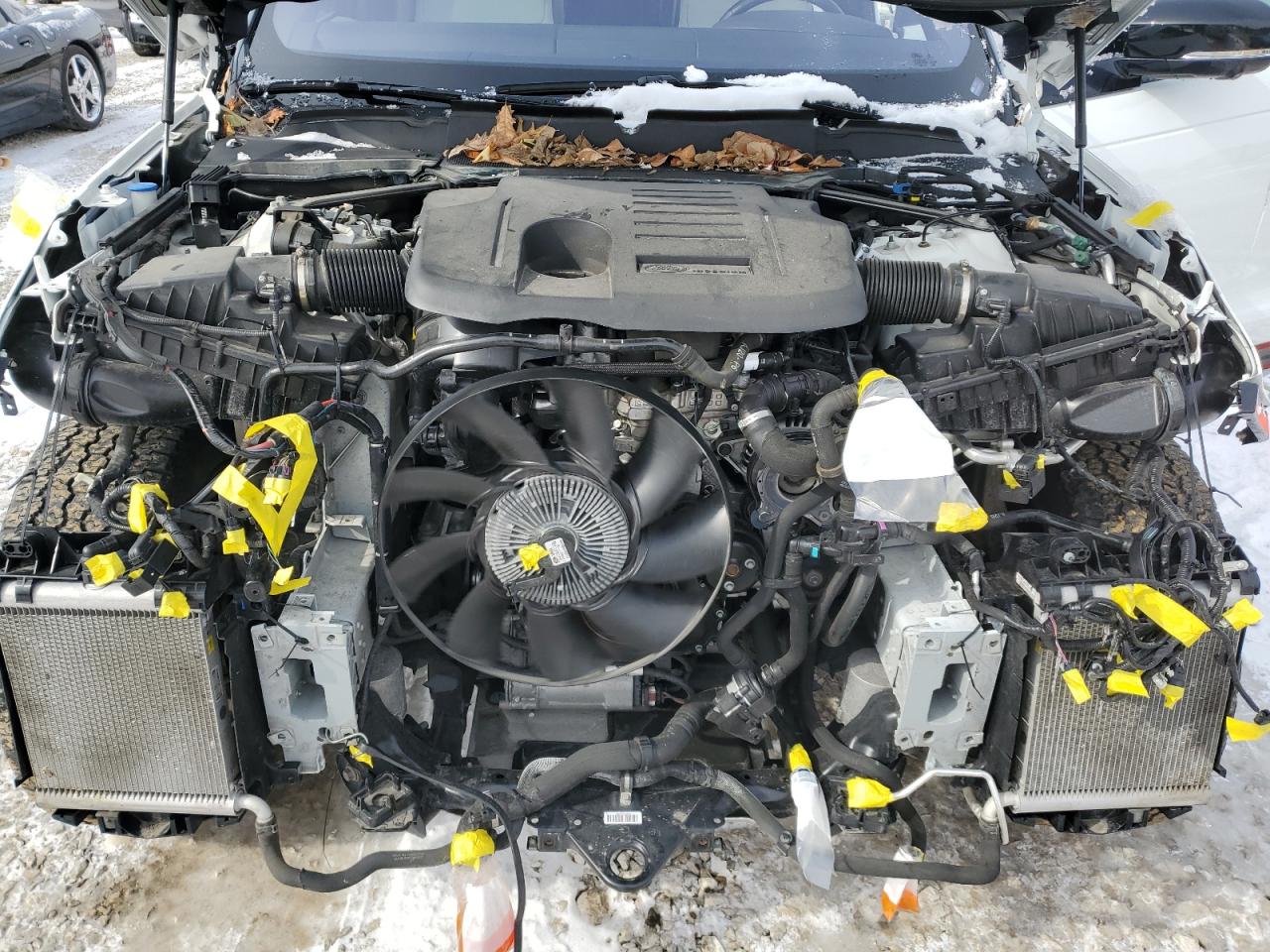 2021 Land Rover Discovery - Image 12