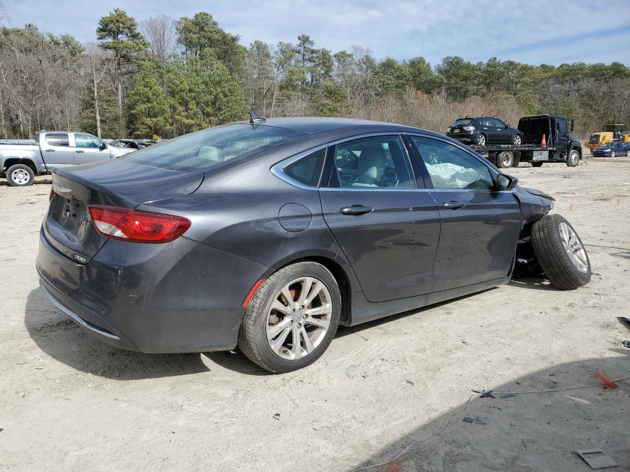 2016 Chrysler 200 - Image 3