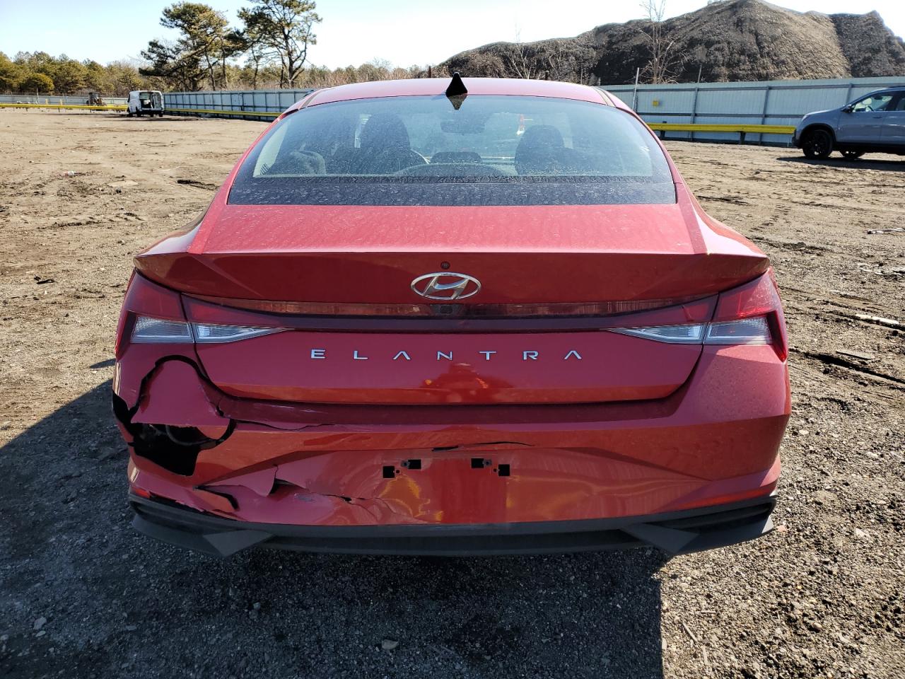 2021 Hyundai Elantra - Image 6