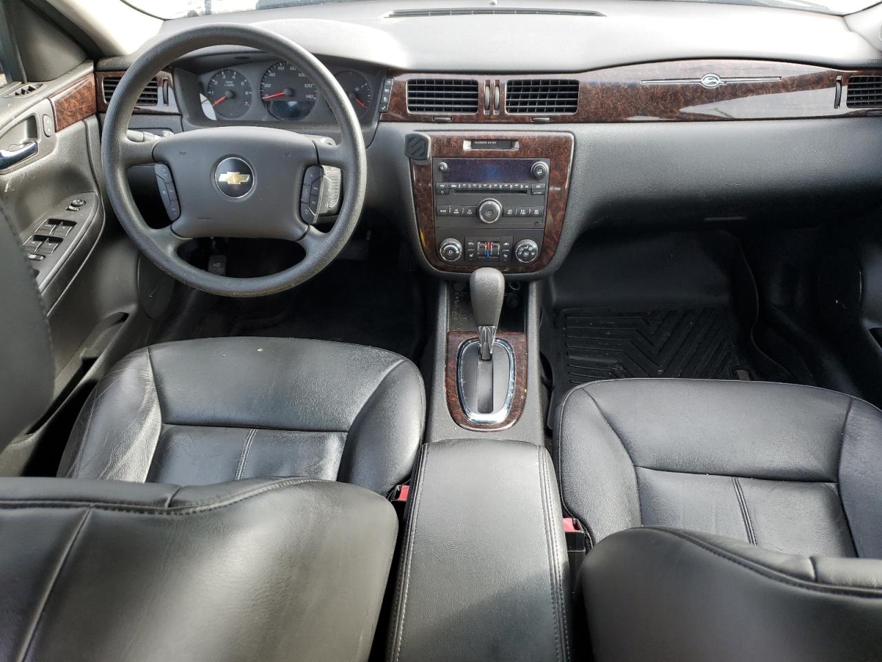 2015 Chevrolet Impala - Image 8