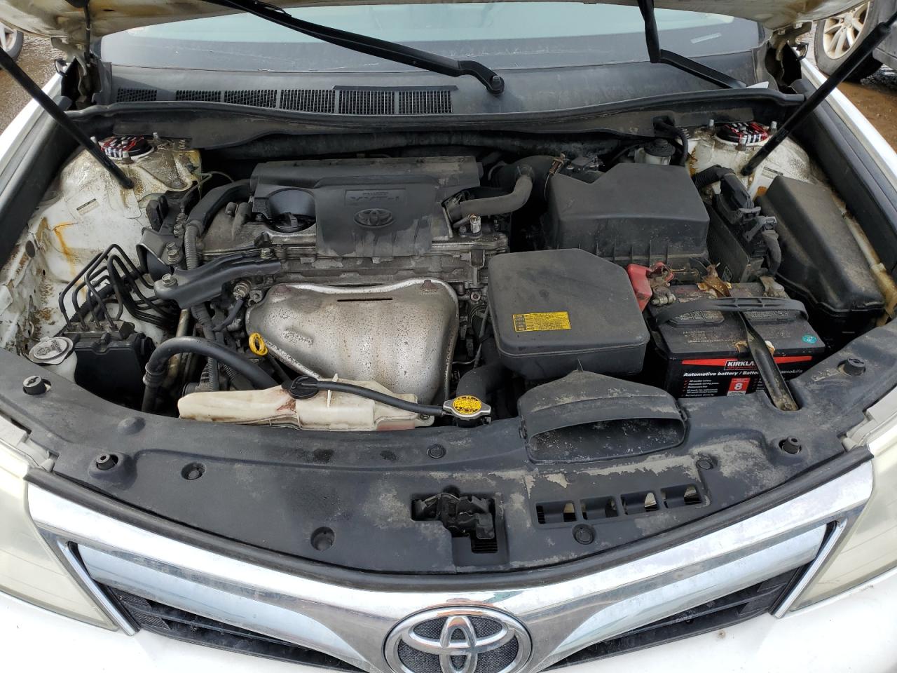 2012 Toyota Camry - Image 11