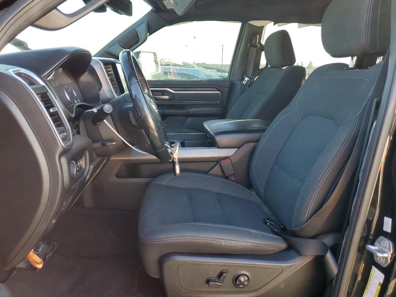 2019 RAM 1500 - Image 7