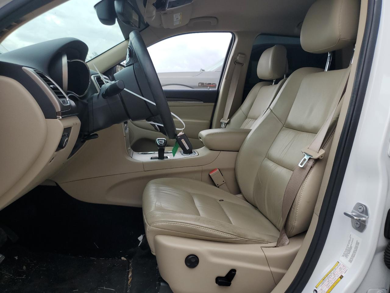 2015 Jeep Grand Cherokee - Image 7