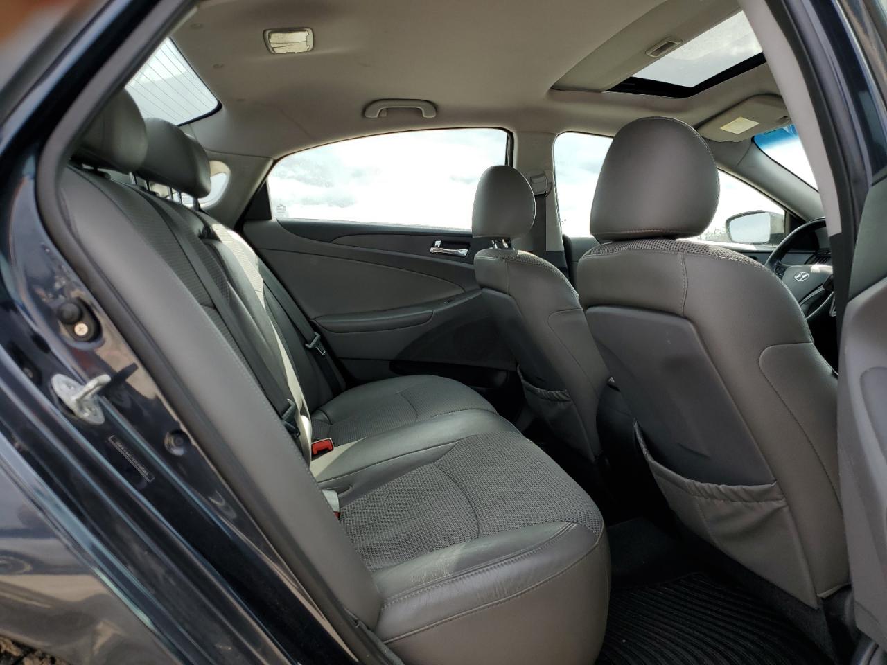 2012 Hyundai Sonata - Image 10