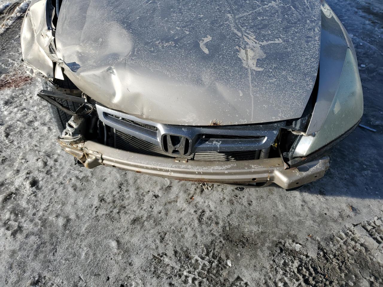 2004 Honda Accord - Image 11