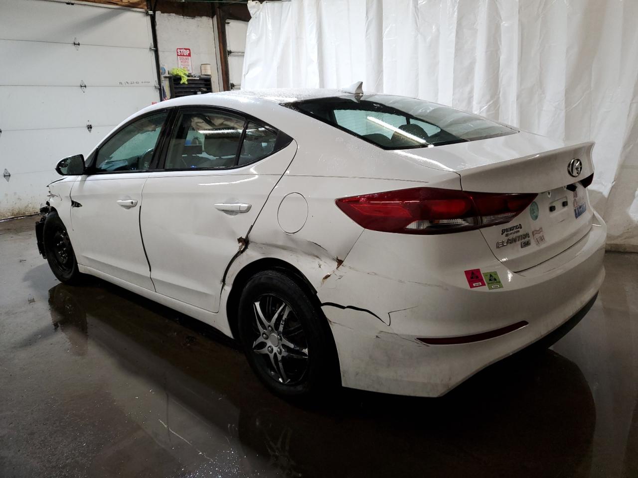 2017 Hyundai Elantra - Image 2