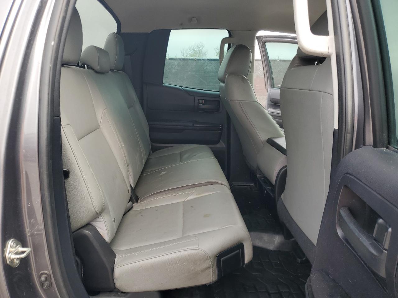 2014 Toyota Tundra - Image 10