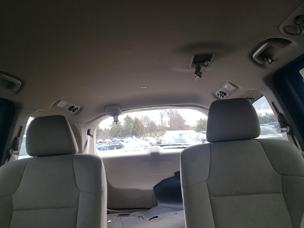 2014 Honda Odyssey - Image 10
