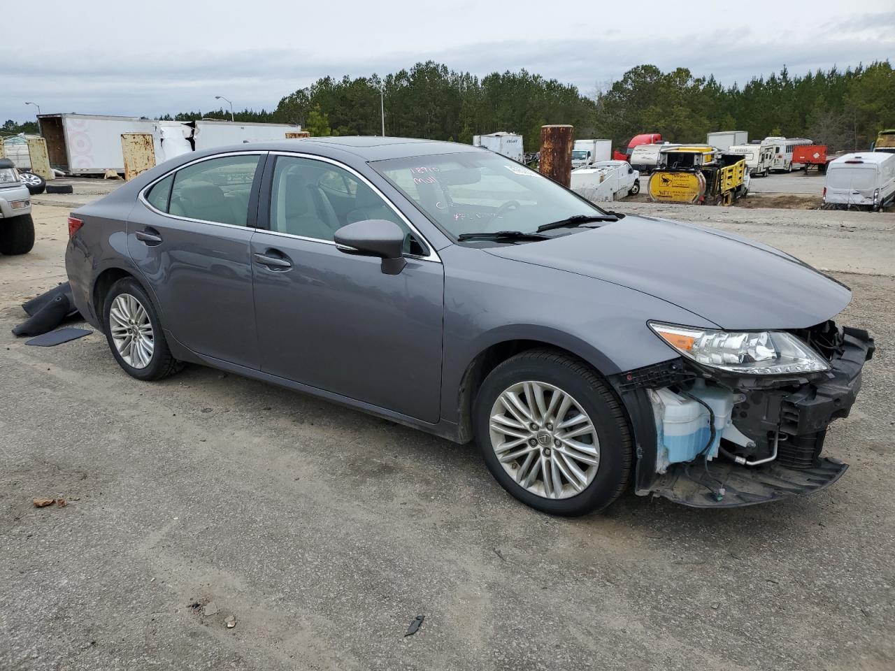 2014 Lexus ES - Image 4