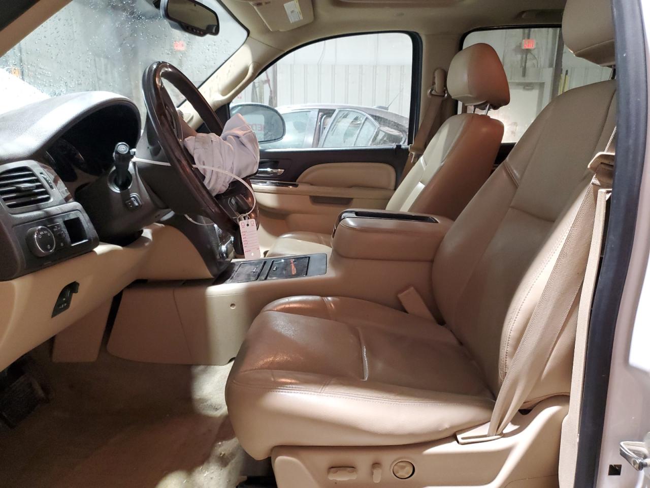2014 GMC Yukon - Image 7