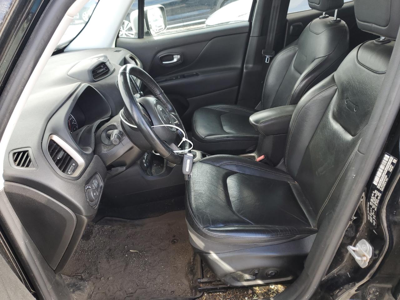 2017 Jeep Renegade - Image 7