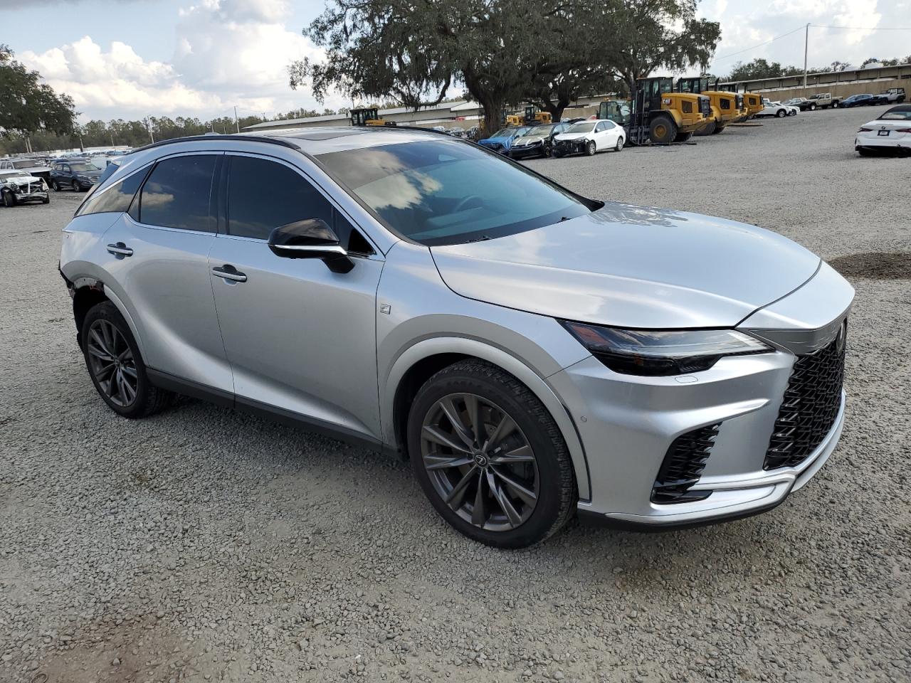 2024 Lexus RX - Image 4