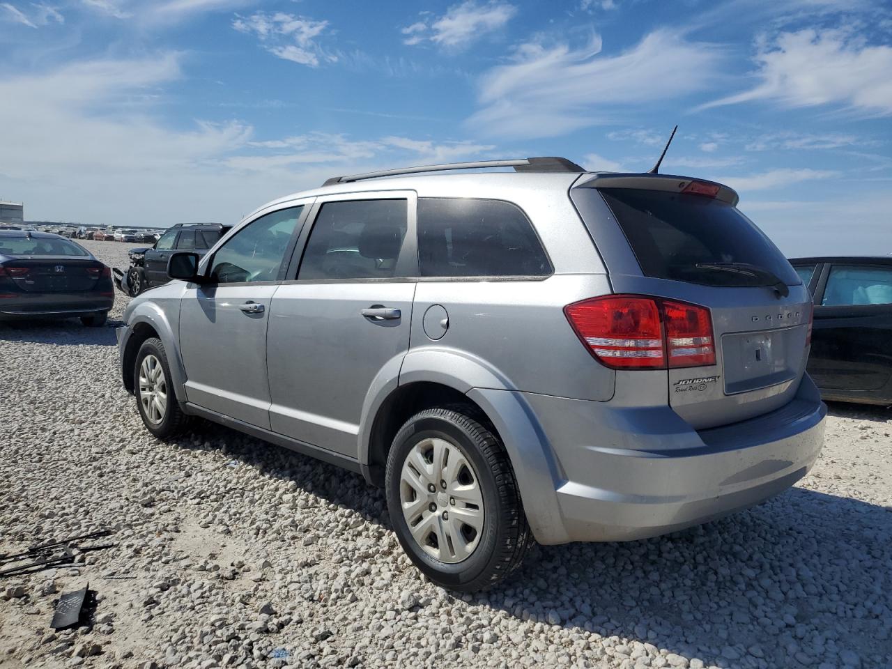 2017 Dodge Journey - Image 2