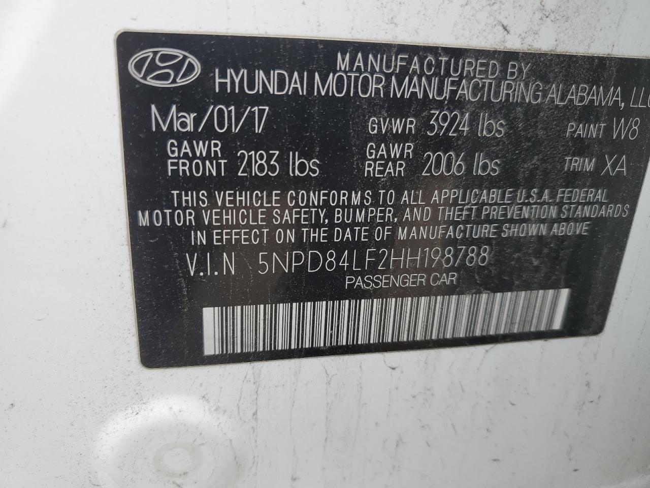 2017 Hyundai Elantra - Image 13