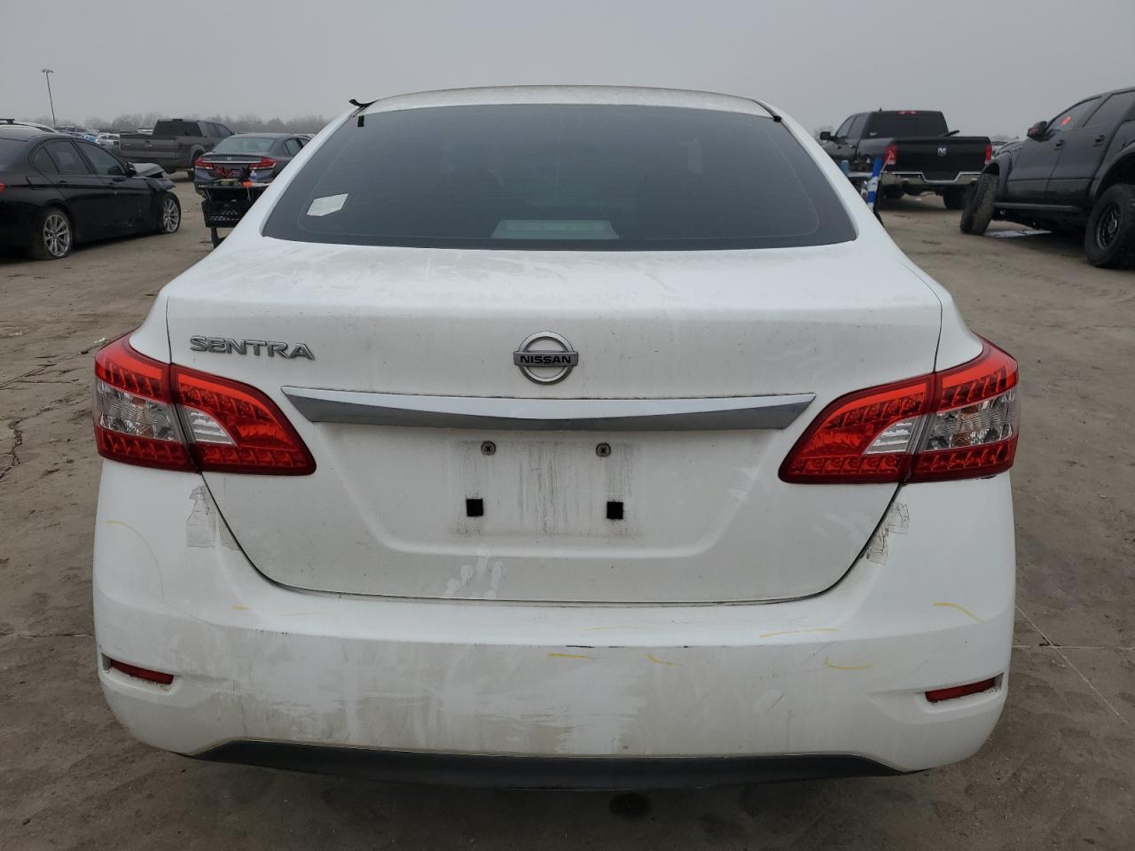 2015 Nissan Sentra - Image 6
