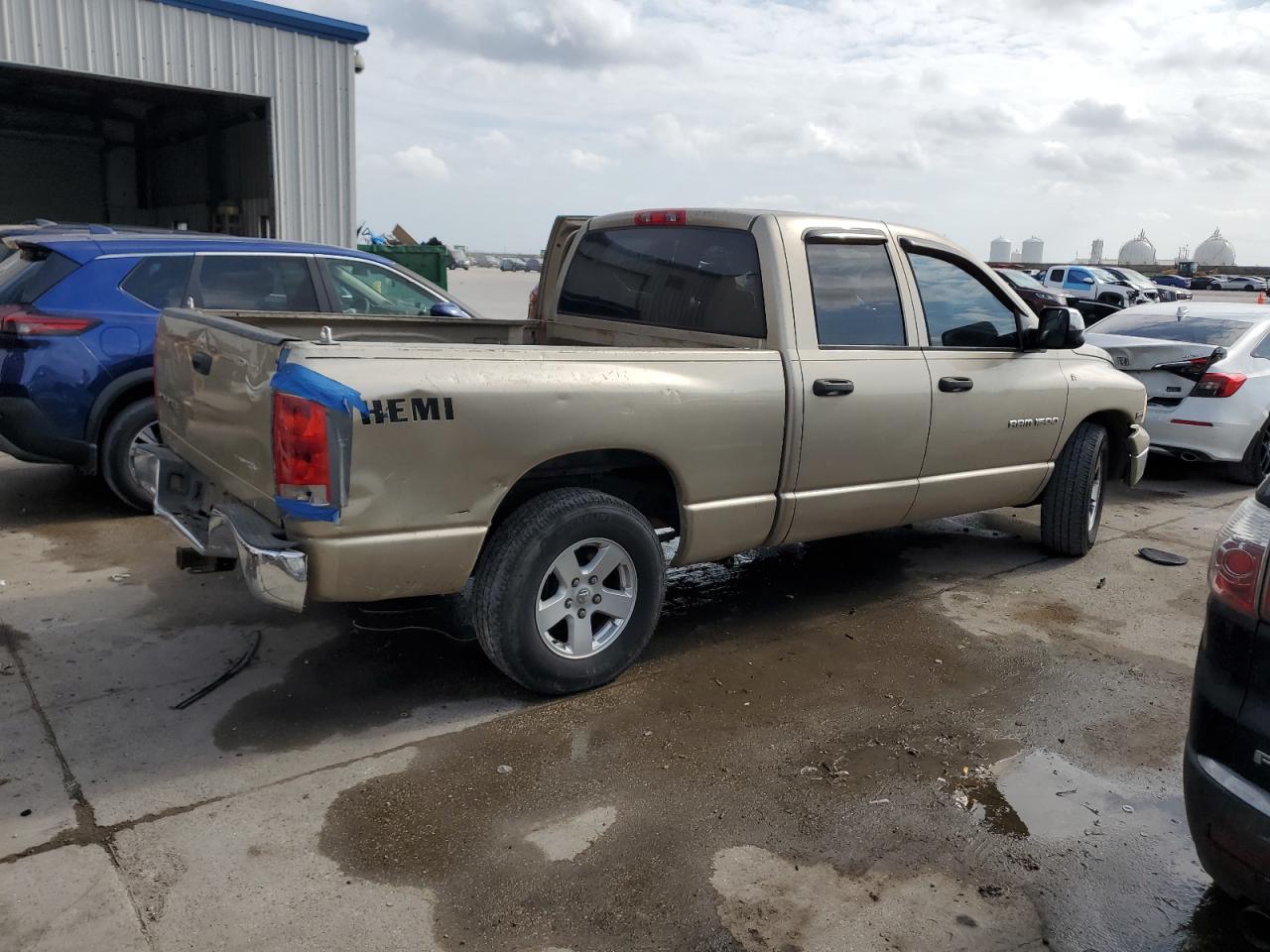 2004 Dodge RAM - Image 3