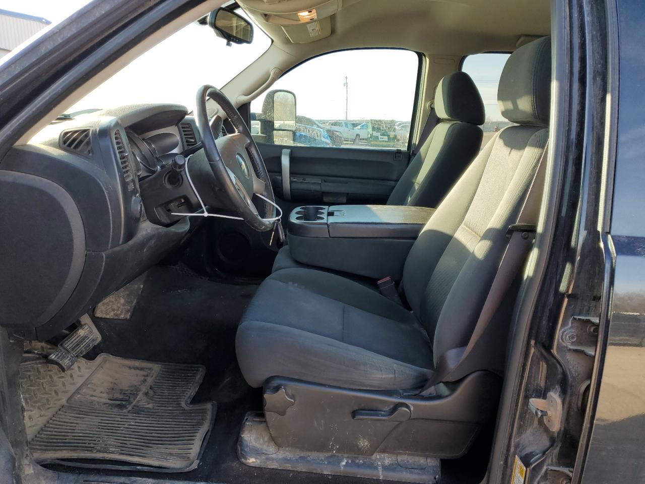 2009 Chevrolet Silverado - Image 7
