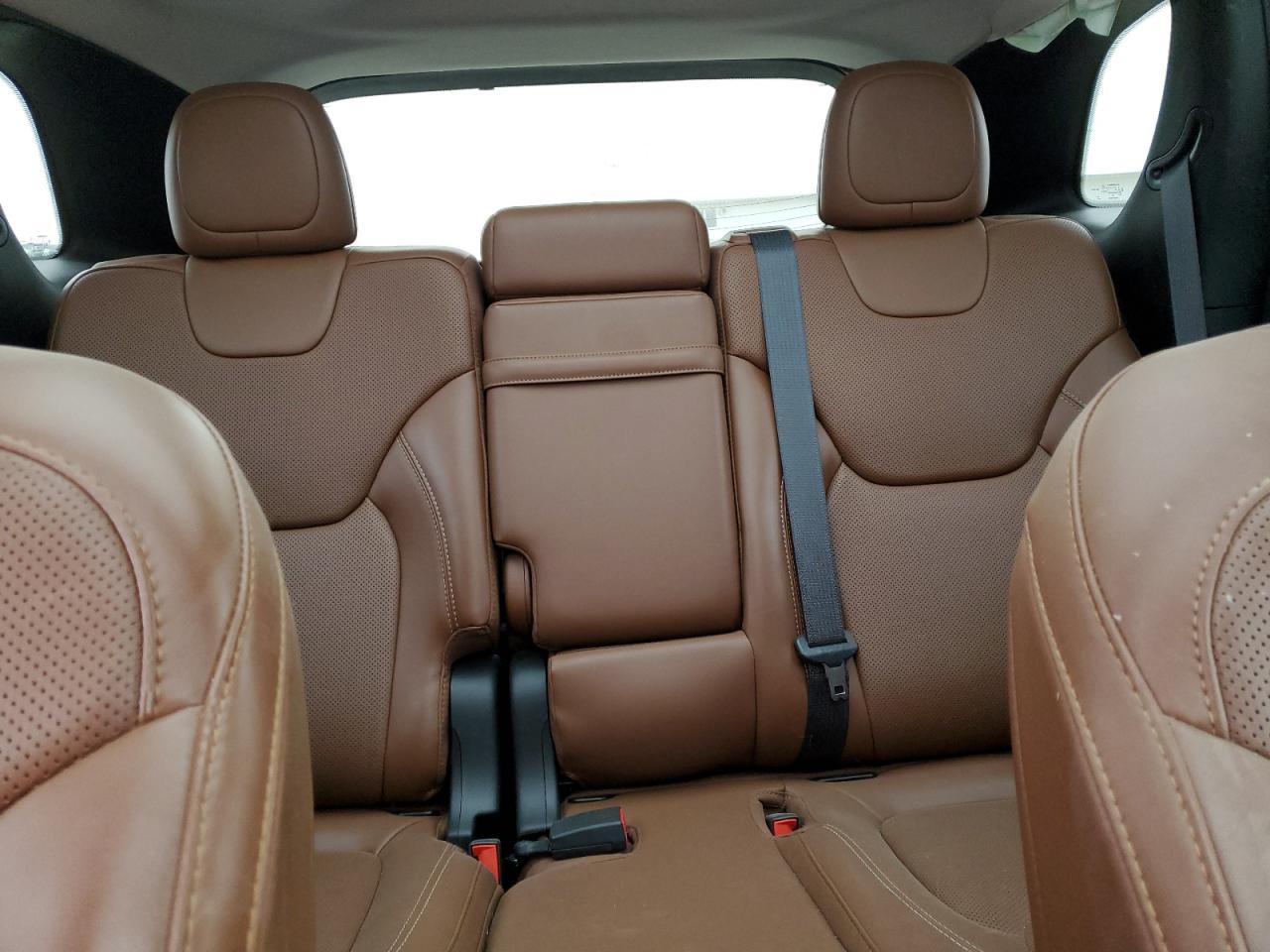2019 Jeep Cherokee - Image 10