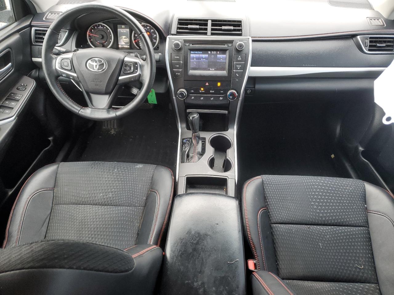 2015 Toyota Camry - Image 8