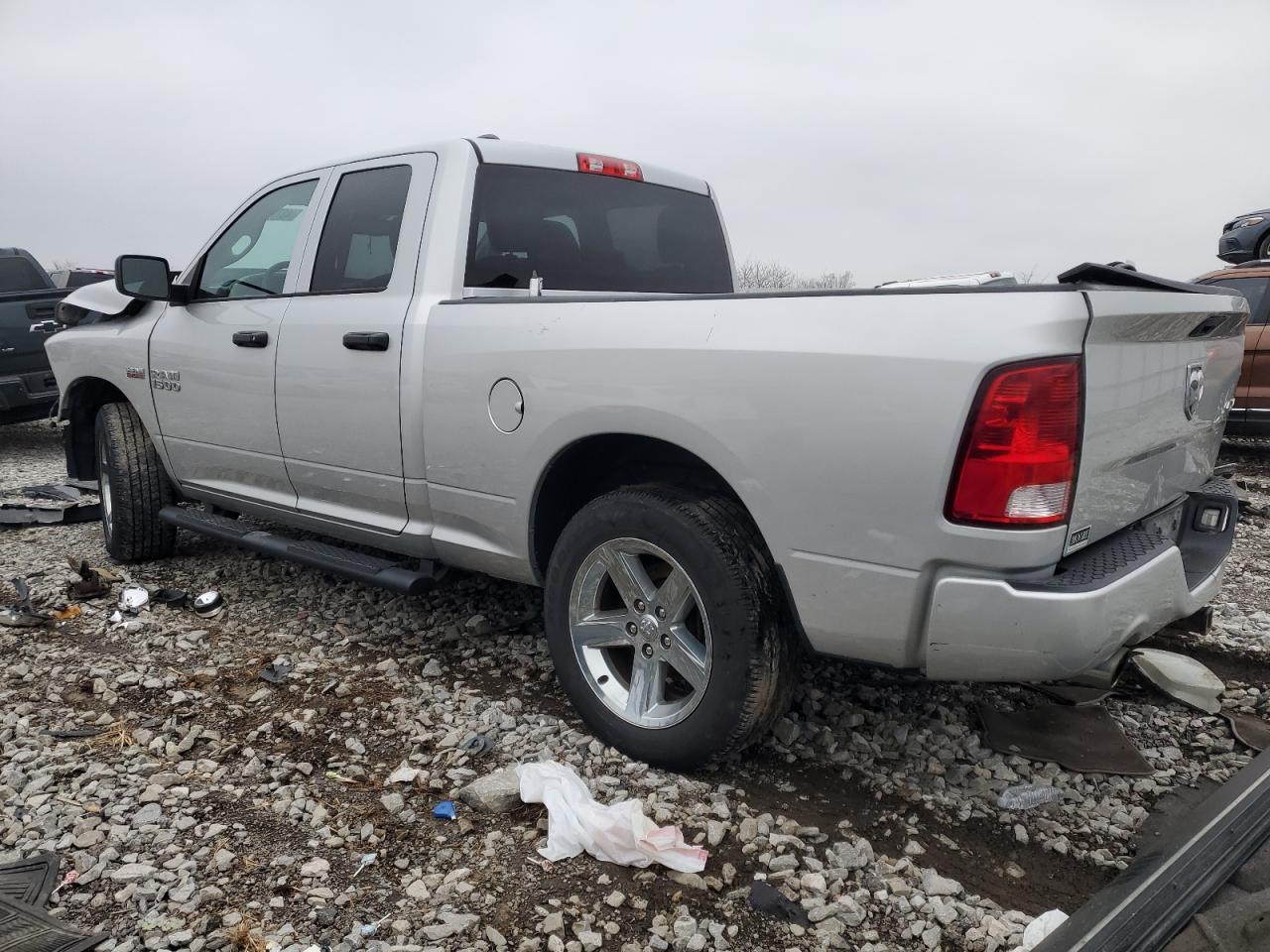2016 RAM 1500 - Image 2