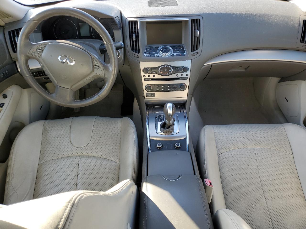 2011 Infiniti G - Image 8